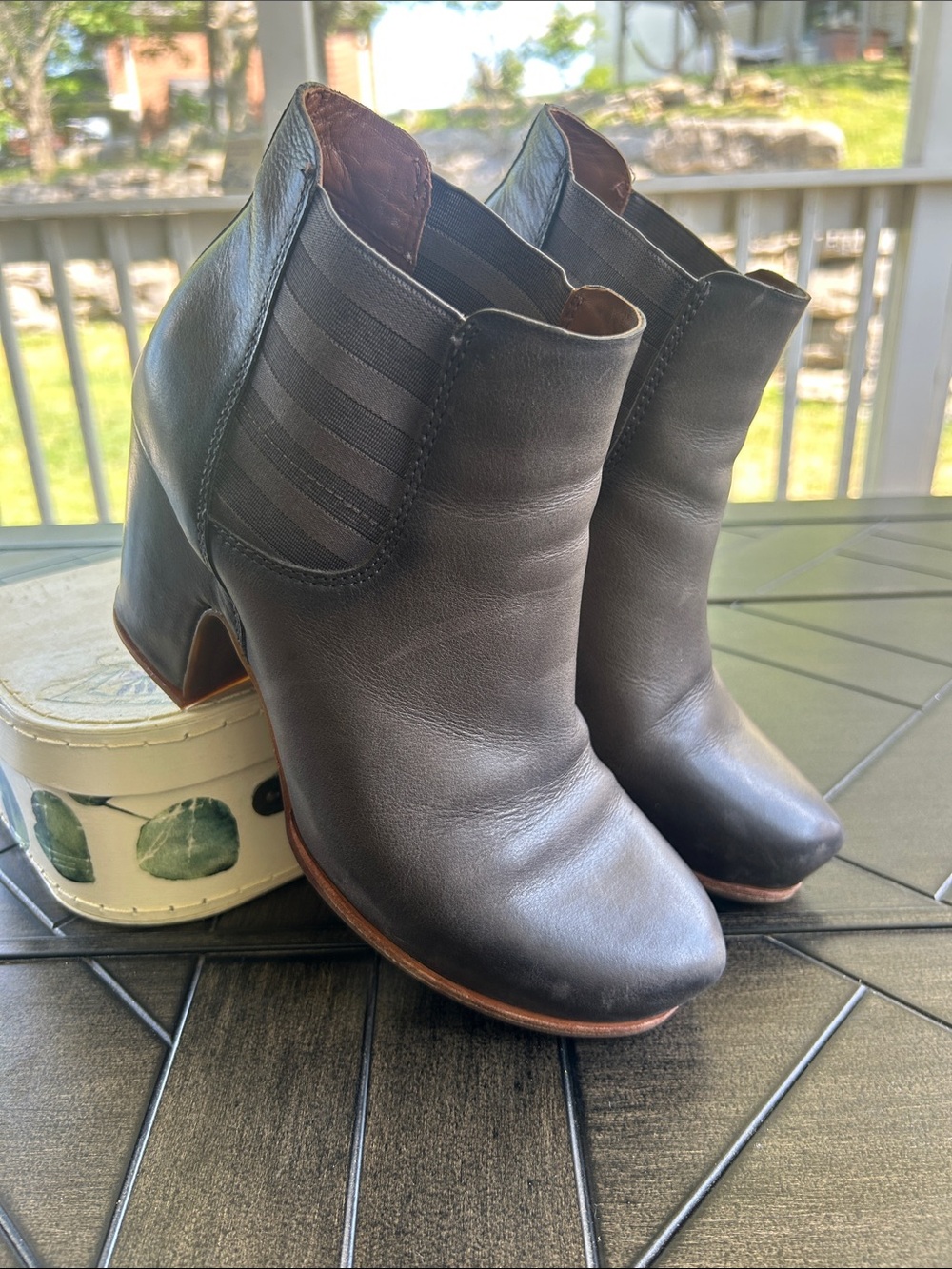 Kork-Ease grey leather ankle booties size 9 M retro western chic boho stacked - Picture 2 of 9
